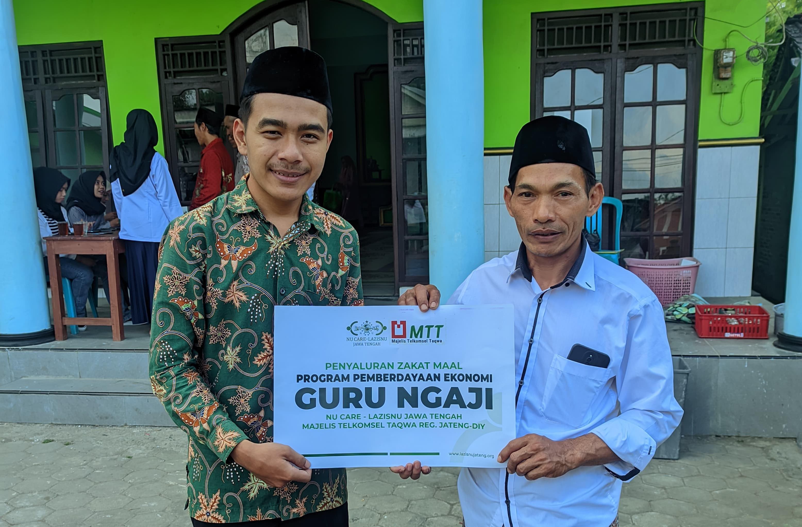 Bantuan Modal Kambing Bergulir Lazisnu Jateng